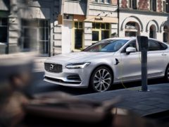 Twin Engine T8 Volvo S90 Inscription White